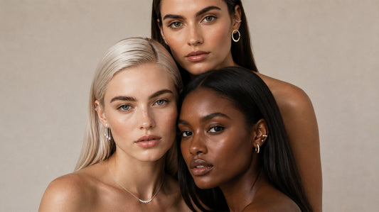 OR OU ARGENT : QUELS BIJOUX SUBLIMENT VOTRE CARNATION